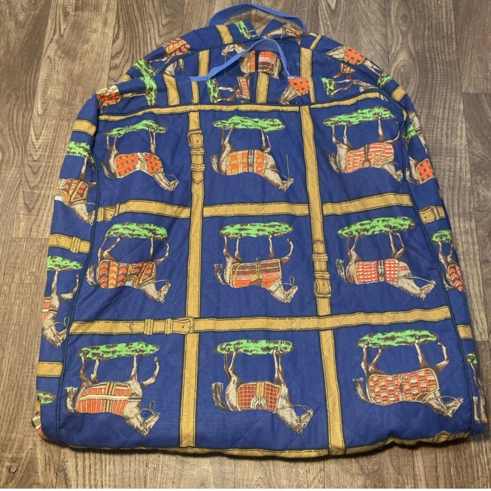 33D- GARMENT equestrian print garment bag, lined made in USA - Picture 2 of 5